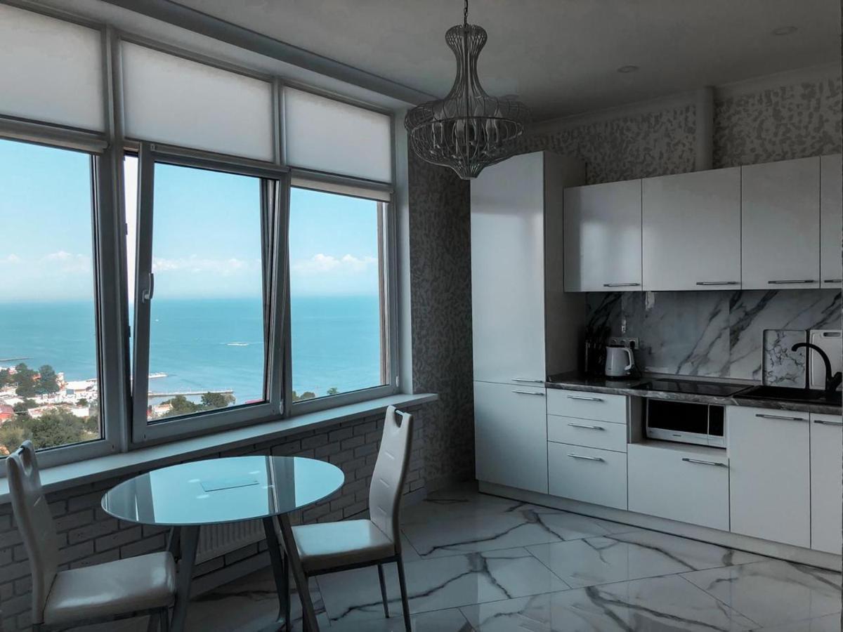 M&P Vip Appartments In Arkadia Одеса Екстериор снимка