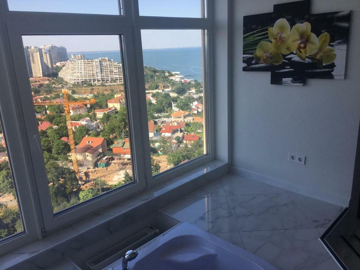 M&P Vip Appartments In Arkadia Одеса Екстериор снимка