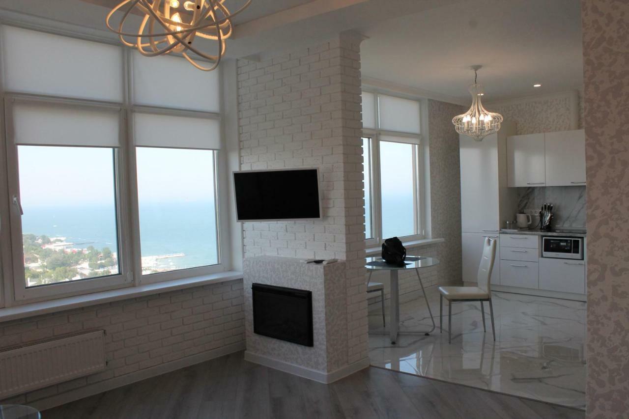 M&P Vip Appartments In Arkadia Одеса Екстериор снимка