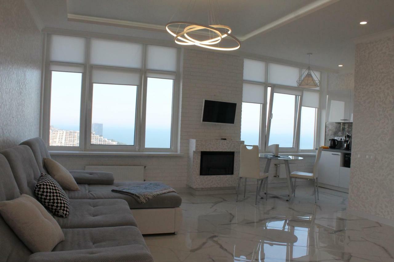 M&P Vip Appartments In Arkadia Одеса Екстериор снимка